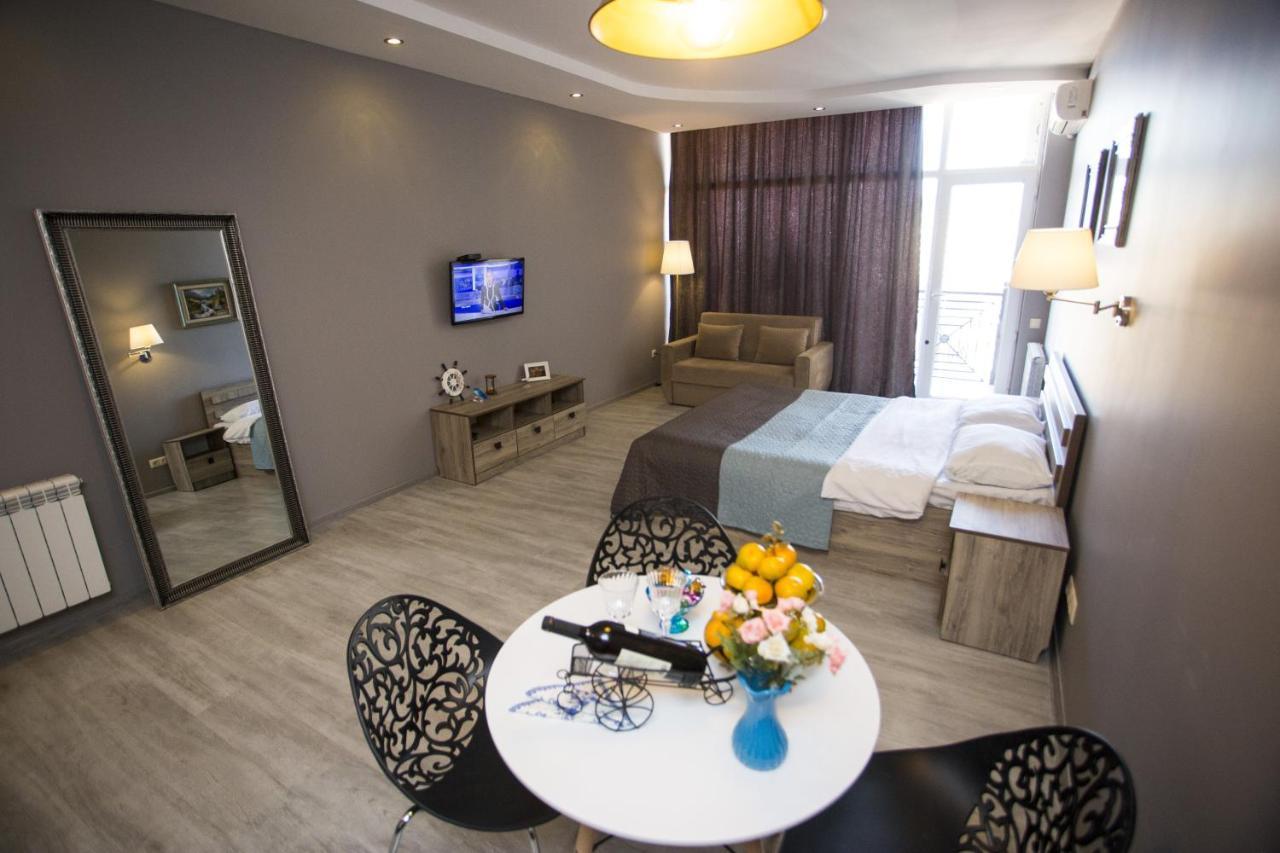 Luxury Room Батумі Екстер'єр фото