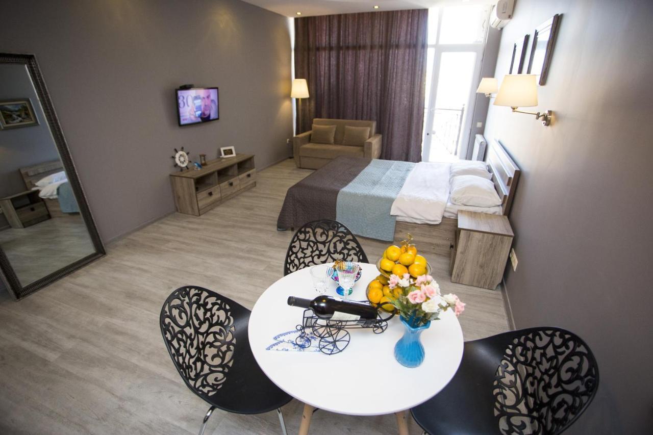 Luxury Room Батумі Екстер'єр фото